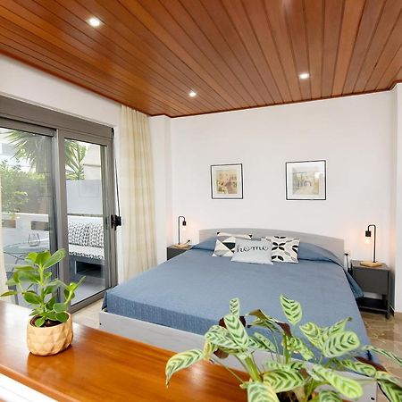 Martha'S Home Rhodes City Екстер'єр фото